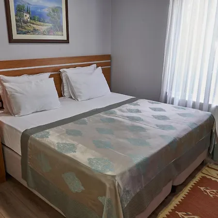 Eliz Convention Center Thermal & Wellnes Hotel 5*