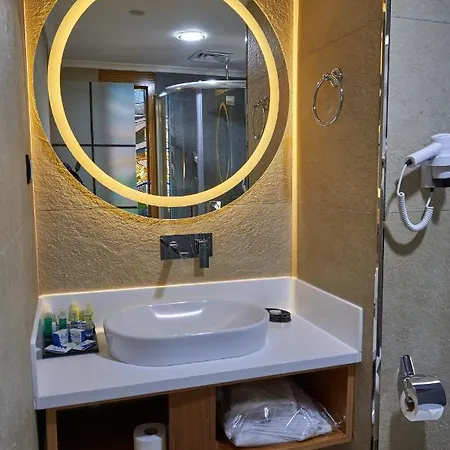 Eliz Convention Center Thermal & Wellnes 5* 앙카라