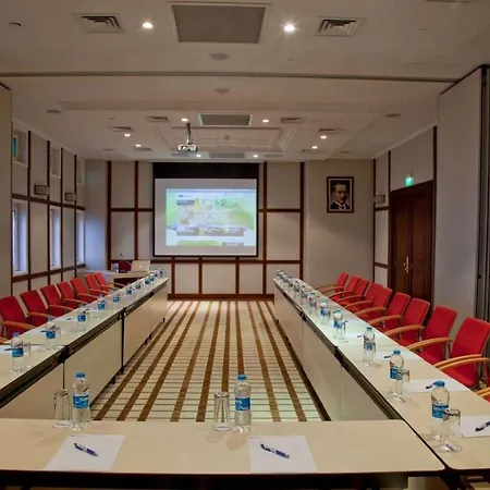 호텔 Eliz Convention Center Thermal & Wellnes 5*