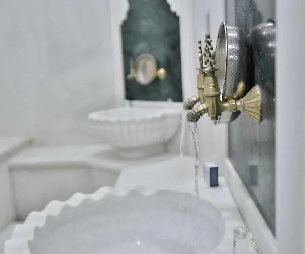 Eliz Convention Center Thermal & Wellnes 5* אנקרה